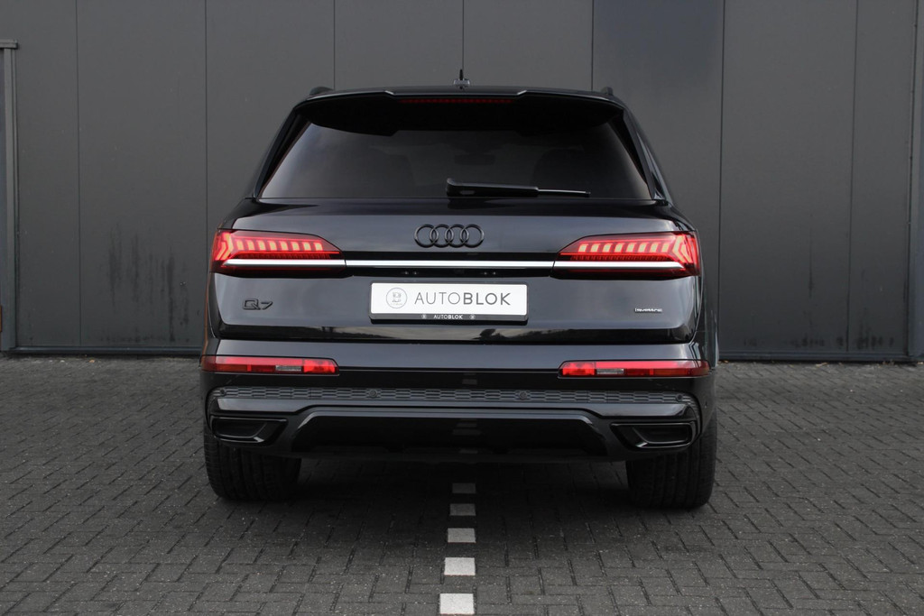 41454371-6.jpg